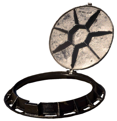 EN124 F900 Round Cast Iron Manhole Cover Bituminous Paint CE Approval