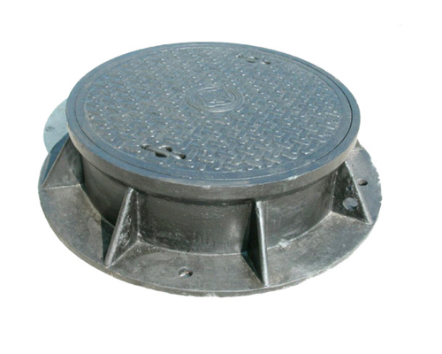 Black Bitumen Coated Cast Iron Manhole Cover Metal Double Seal Customized Logo